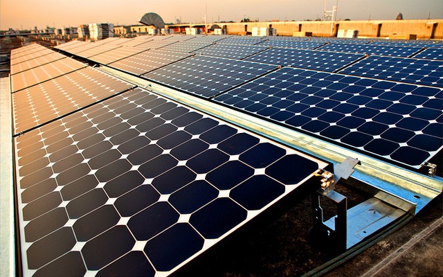 Catasto e fotovoltaico su tetto: nuovi chiarimenti impianti imbullonati